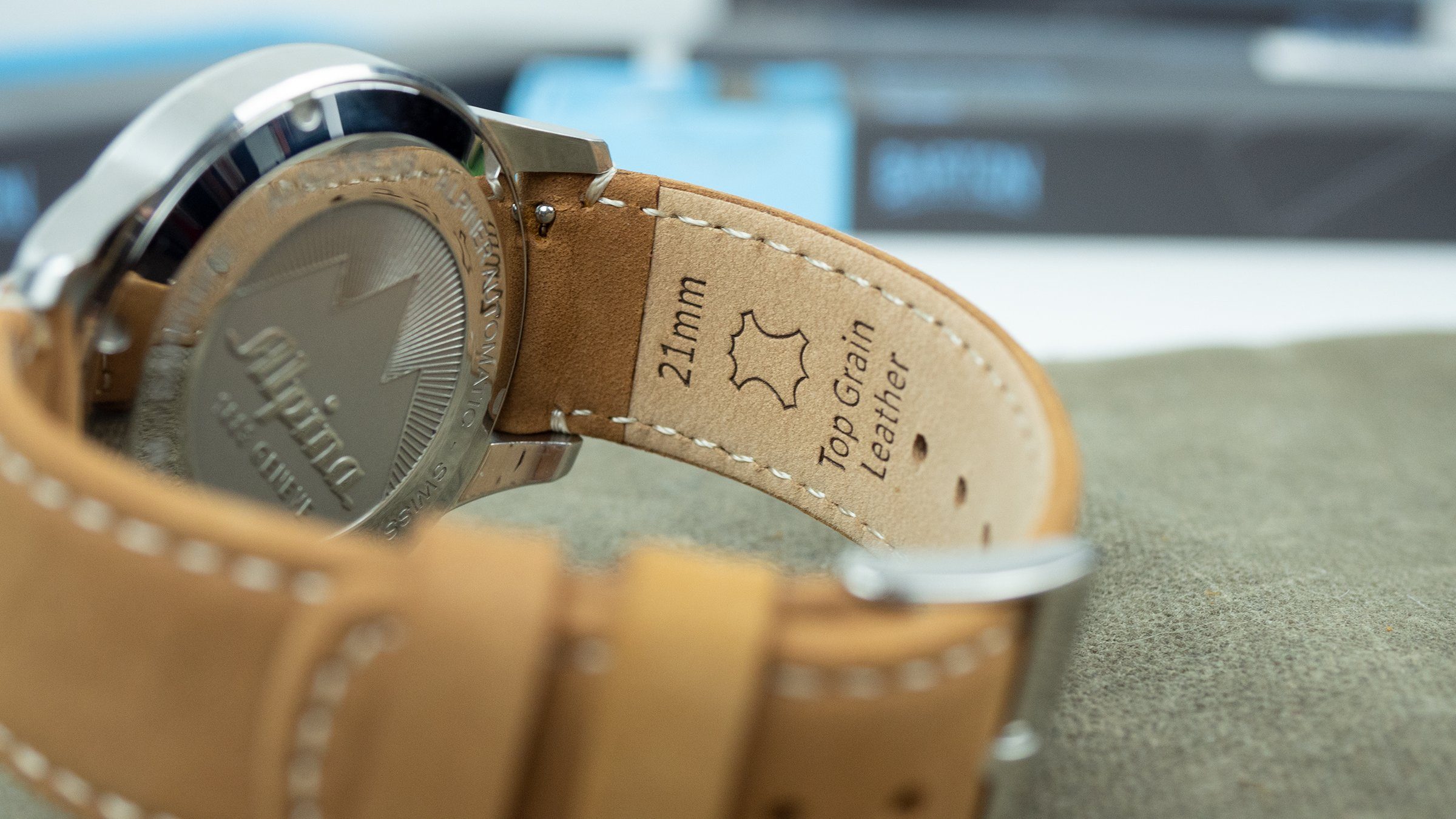 Now Available | 19mm, 21mm, 23mm & 24mm Leather & Alligator Quick Release