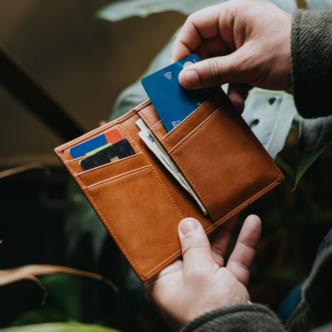 Leather Nav Messenger Wallet - SIENNA
