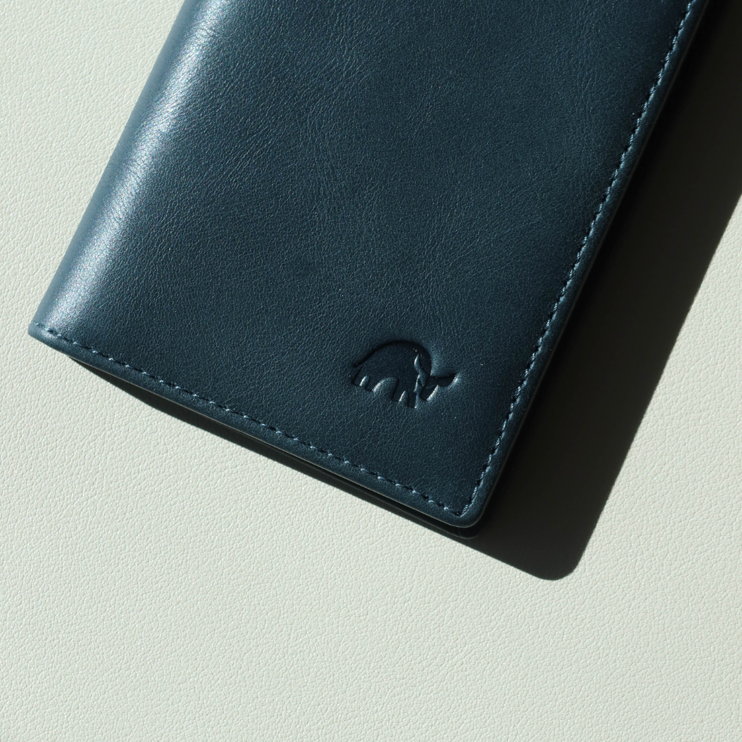 Leather Nav Messenger Wallet - OCEAN
