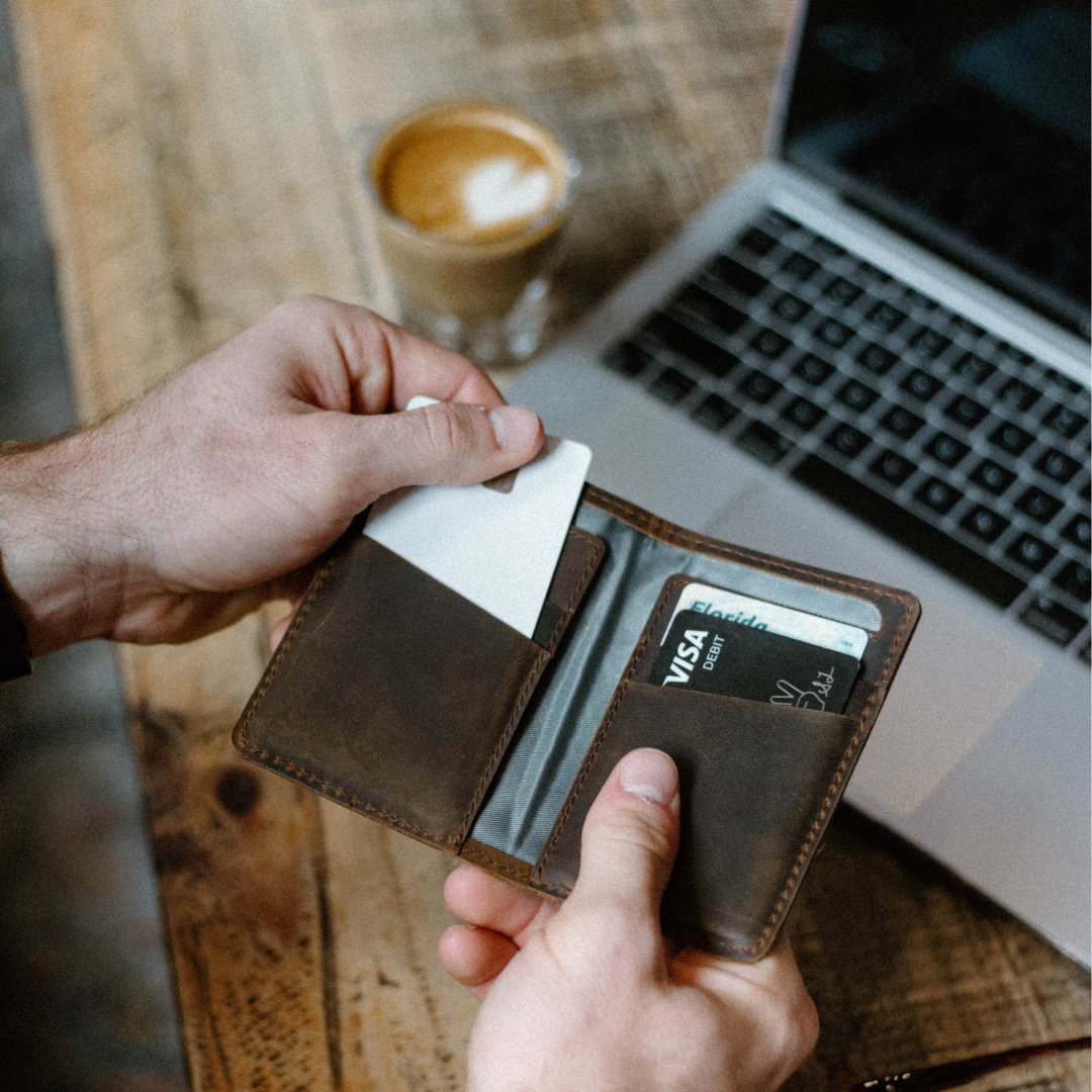 BACKORDER The Messenger Wallet - Terra
