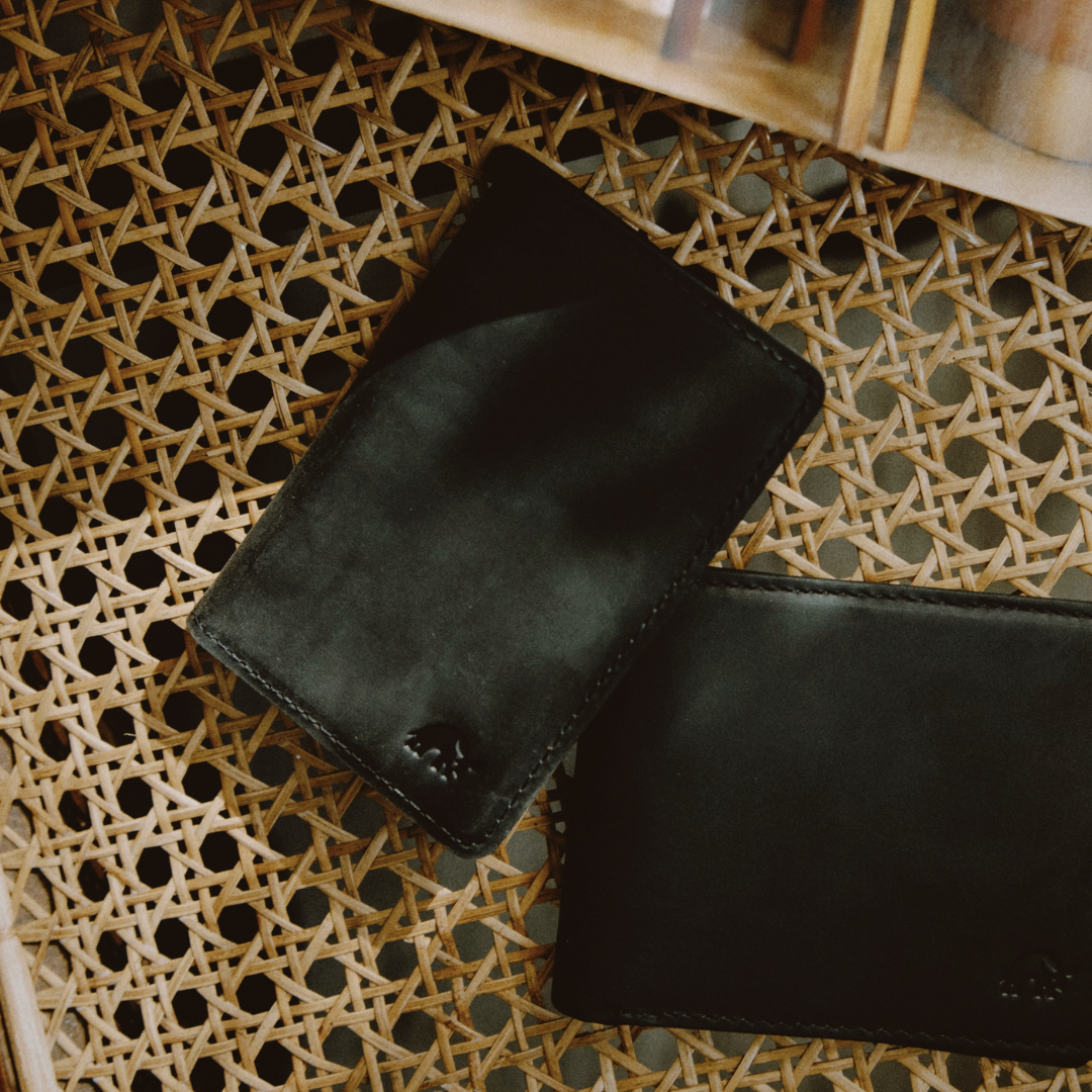 BACKORDER The Messenger Wallet - BLACK EDITION