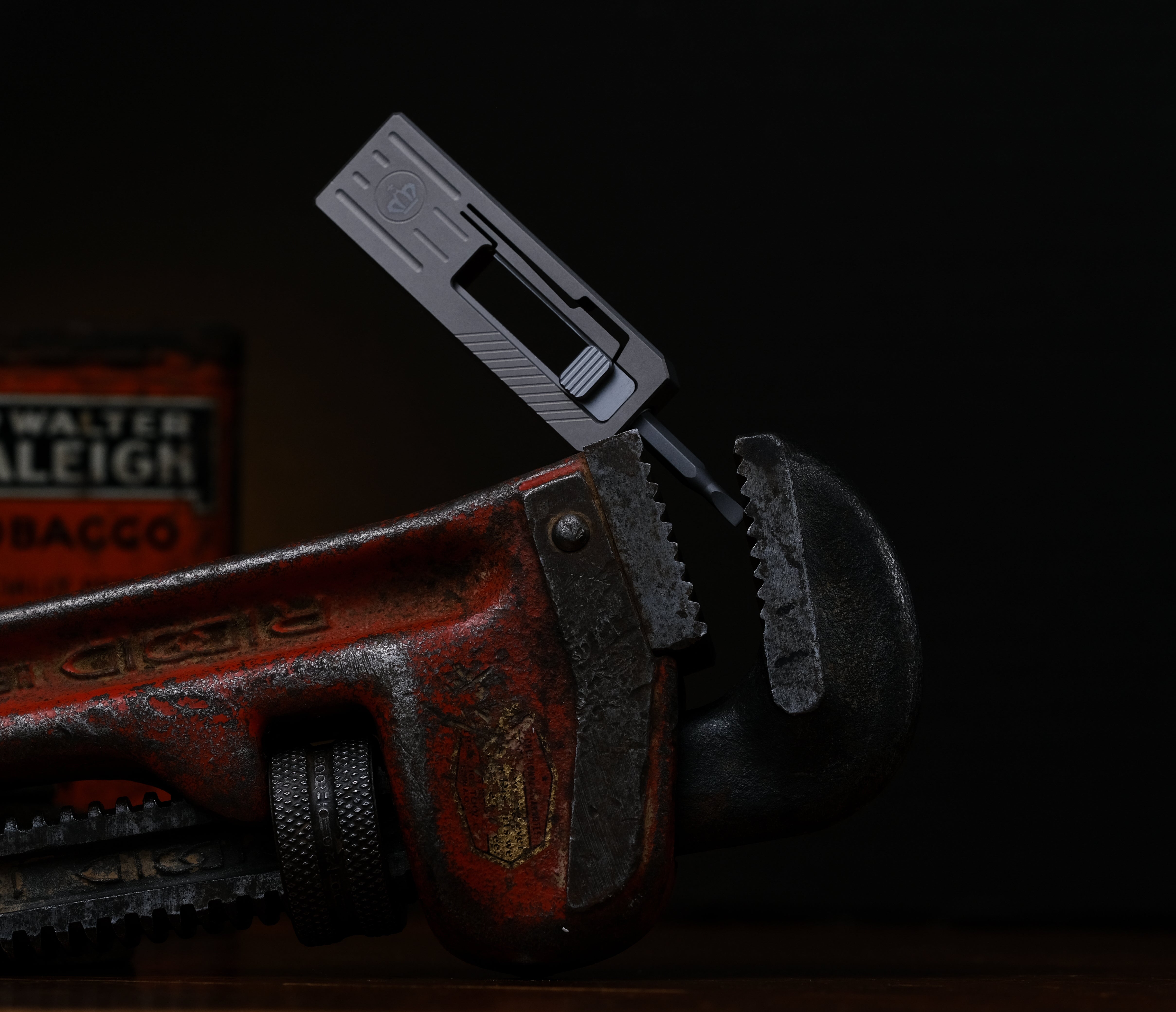 Slidecatch Grey Titanium - EDC Tool