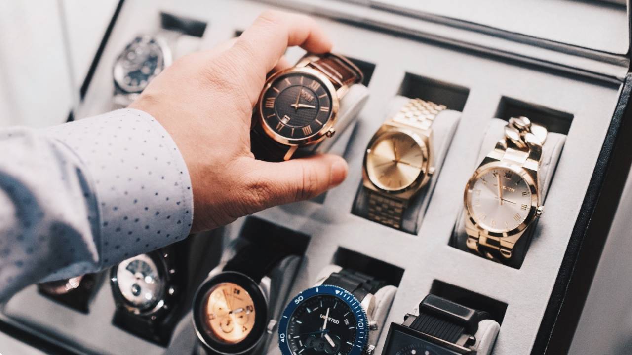 Watch Home How to Adjust Your Watch Band at Home: Tips for a Perfect Fit | Barton ...