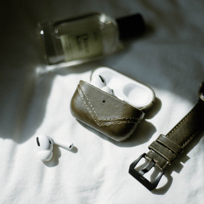 LAST CHANCE Leather AirPods Cases - MAVERICK