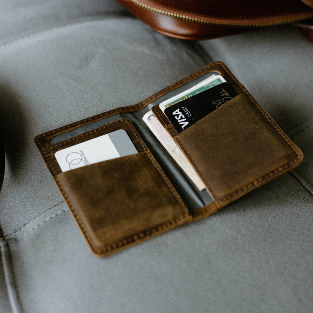 BACKORDER The Messenger Wallet - Terra