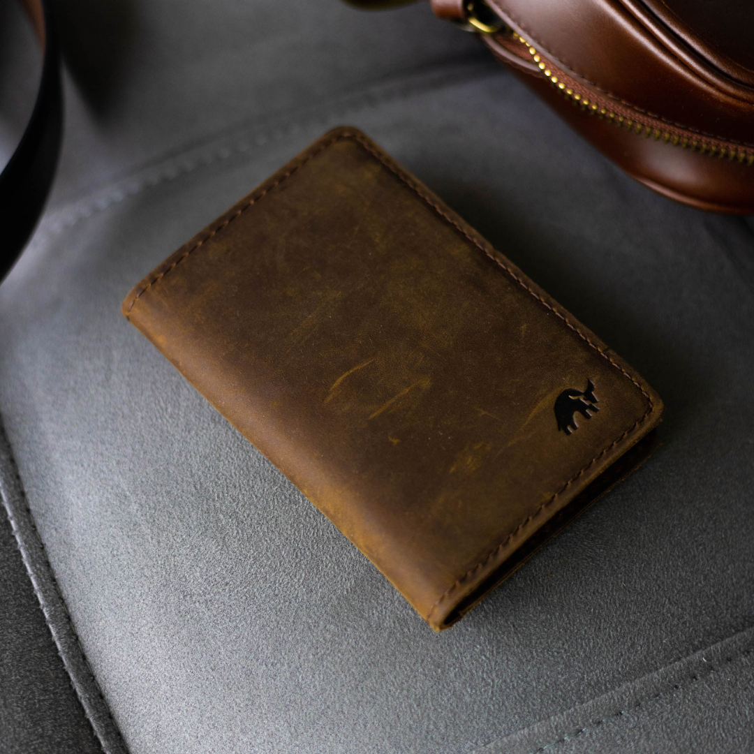BACKORDER The Messenger Wallet - Terra