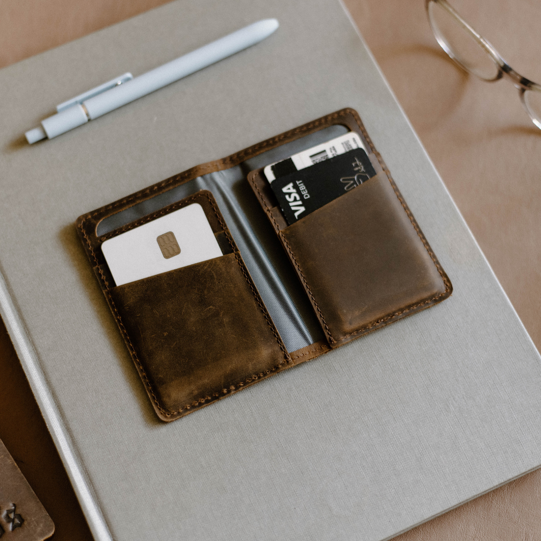 BACKORDER The Messenger Wallet - Terra