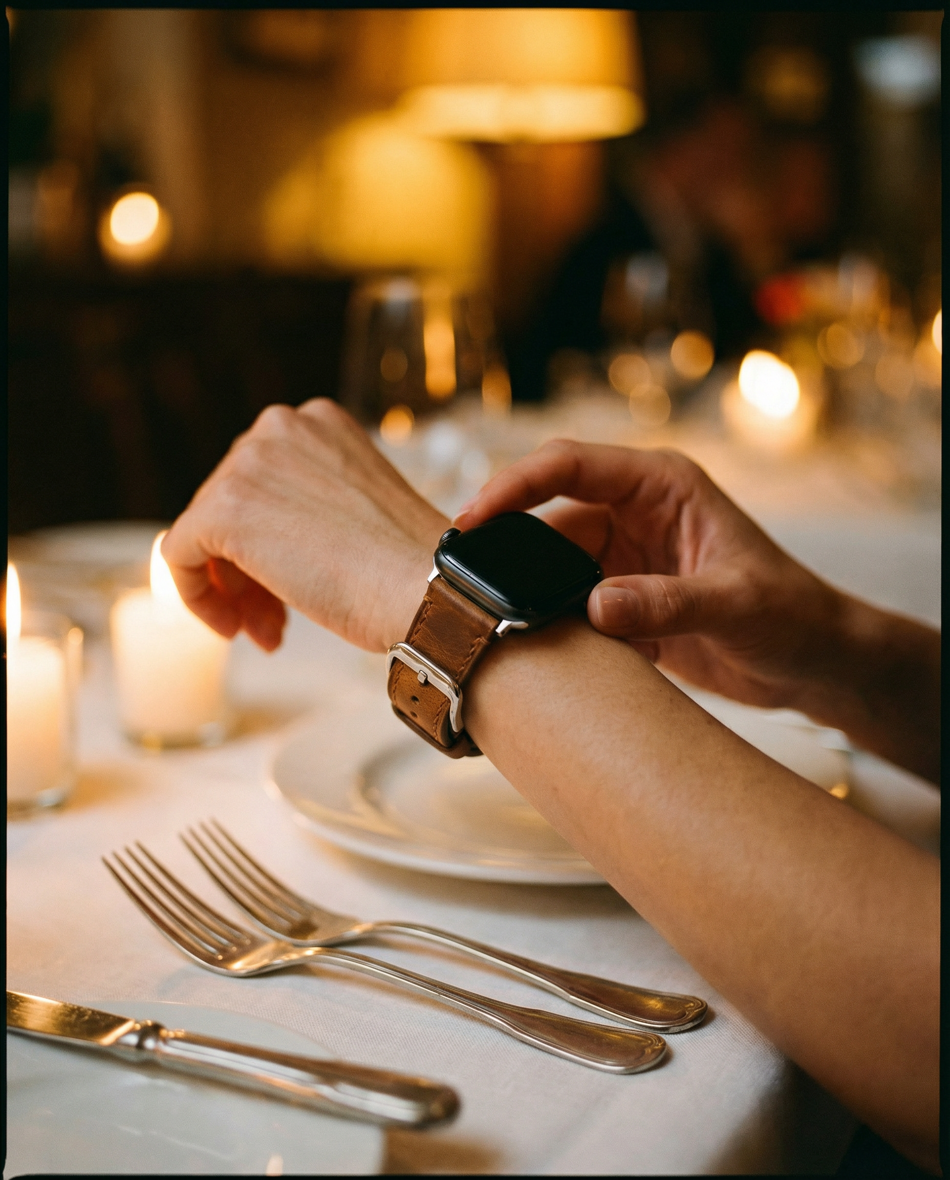 Apple Watch Weathered Brown Leather Watch Band (Women's)