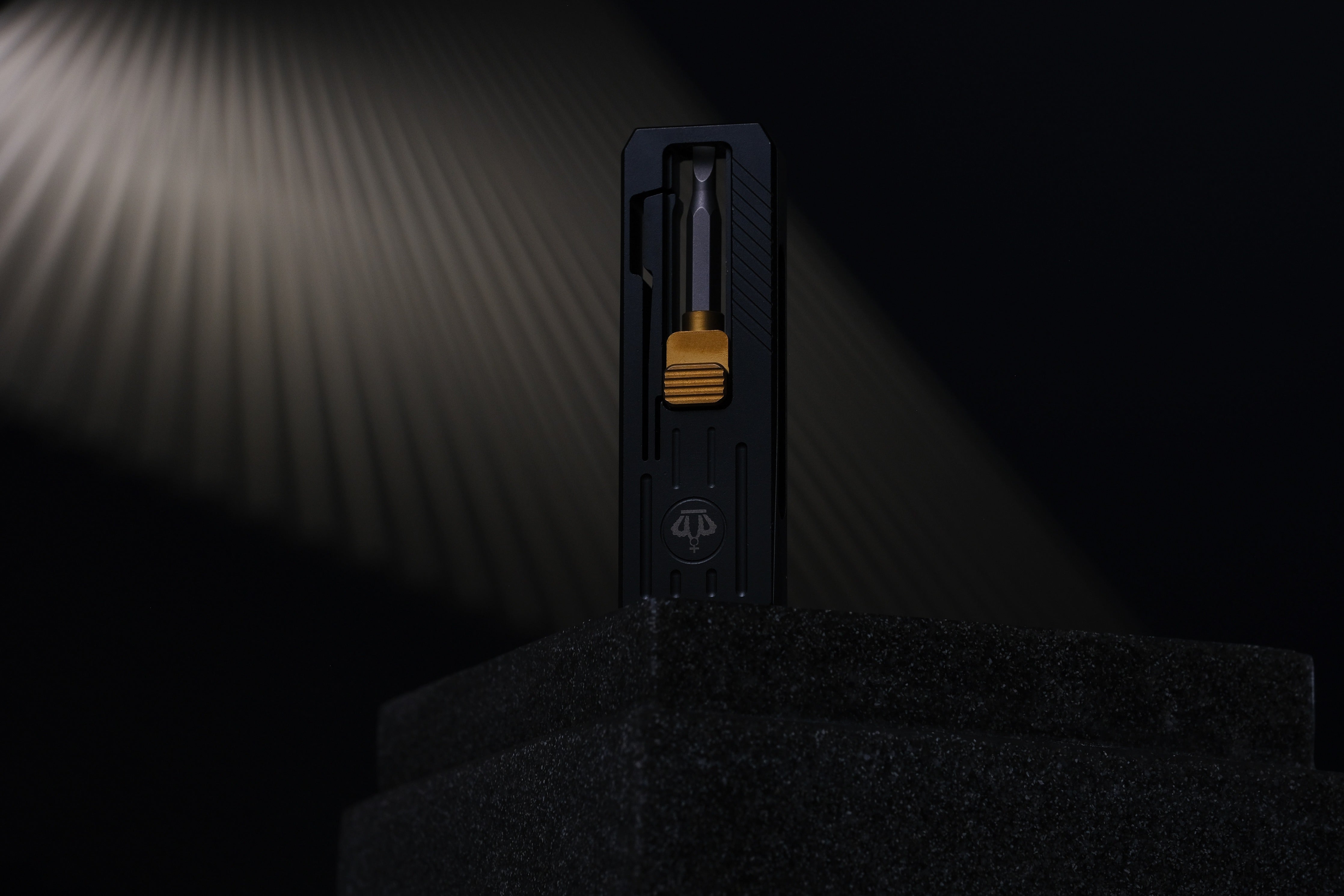 Slidecatch Black Titanium - EDC Tool