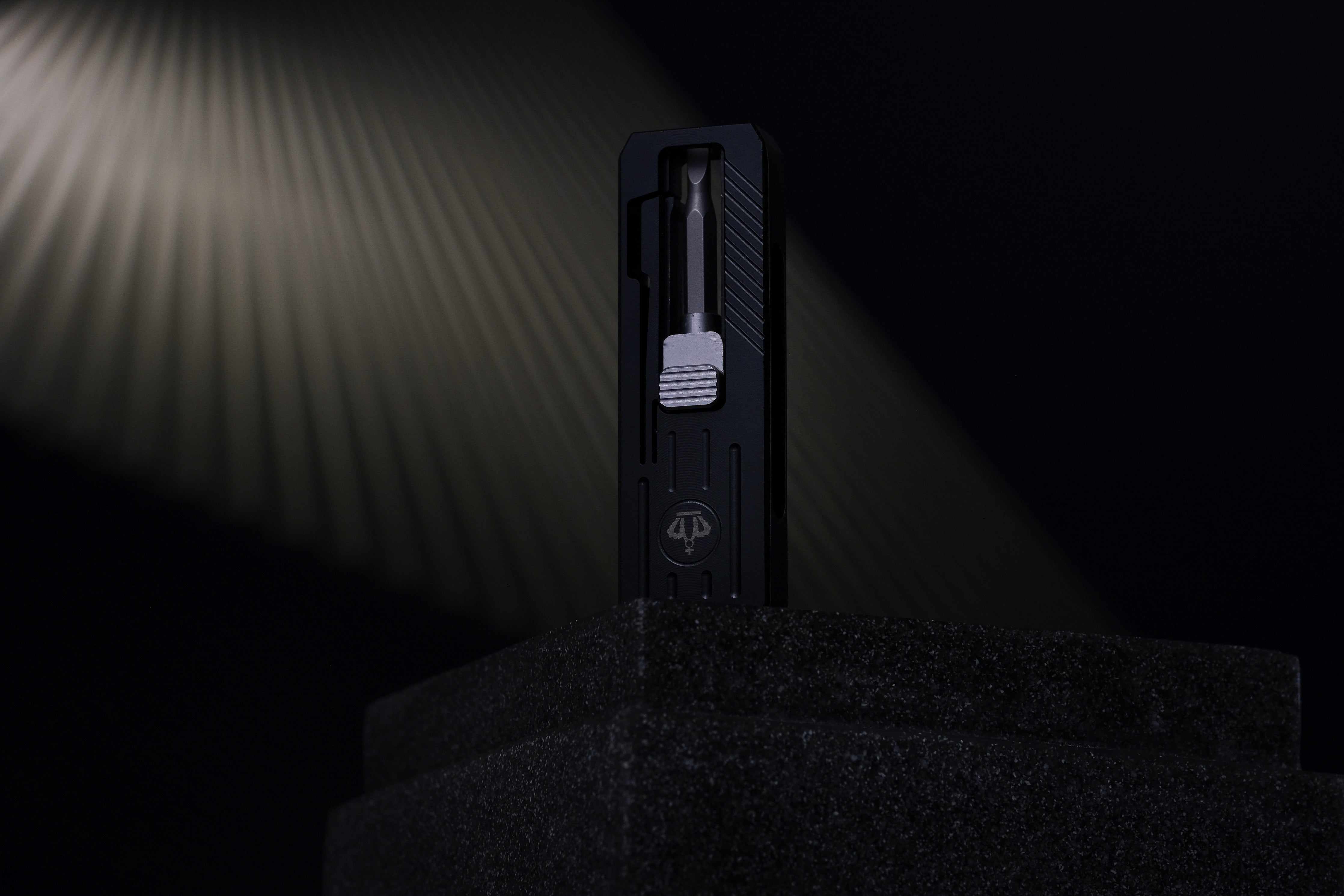 Slidecatch Black Titanium - EDC Tool