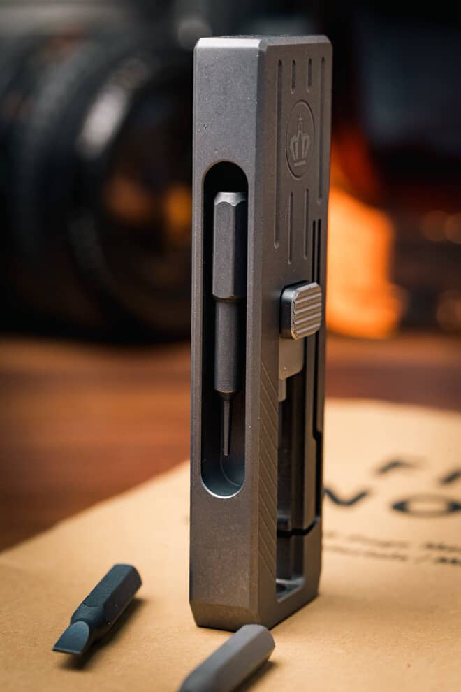Slidecatch Grey Titanium - EDC Tool