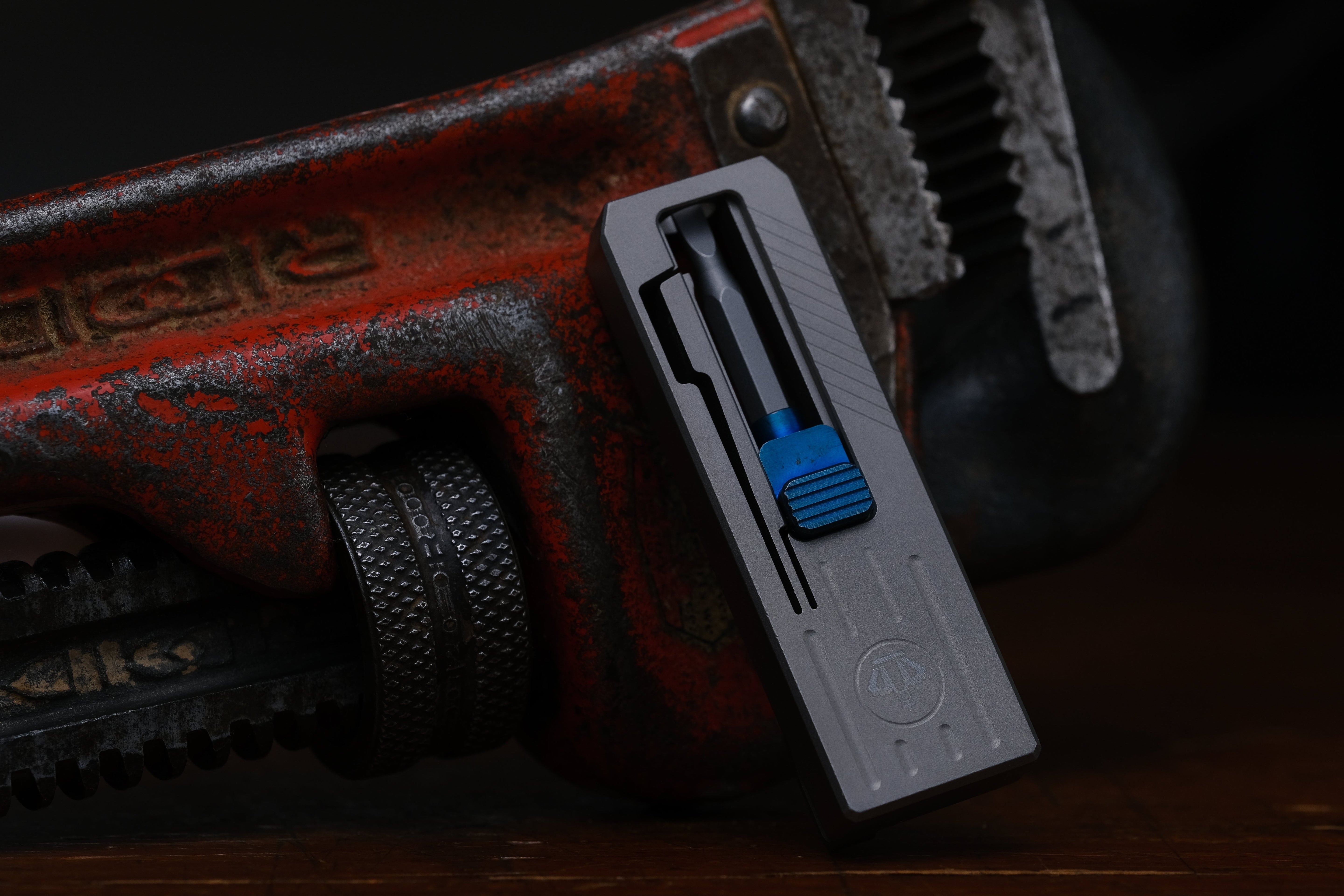 Slidecatch Grey Titanium - EDC Tool