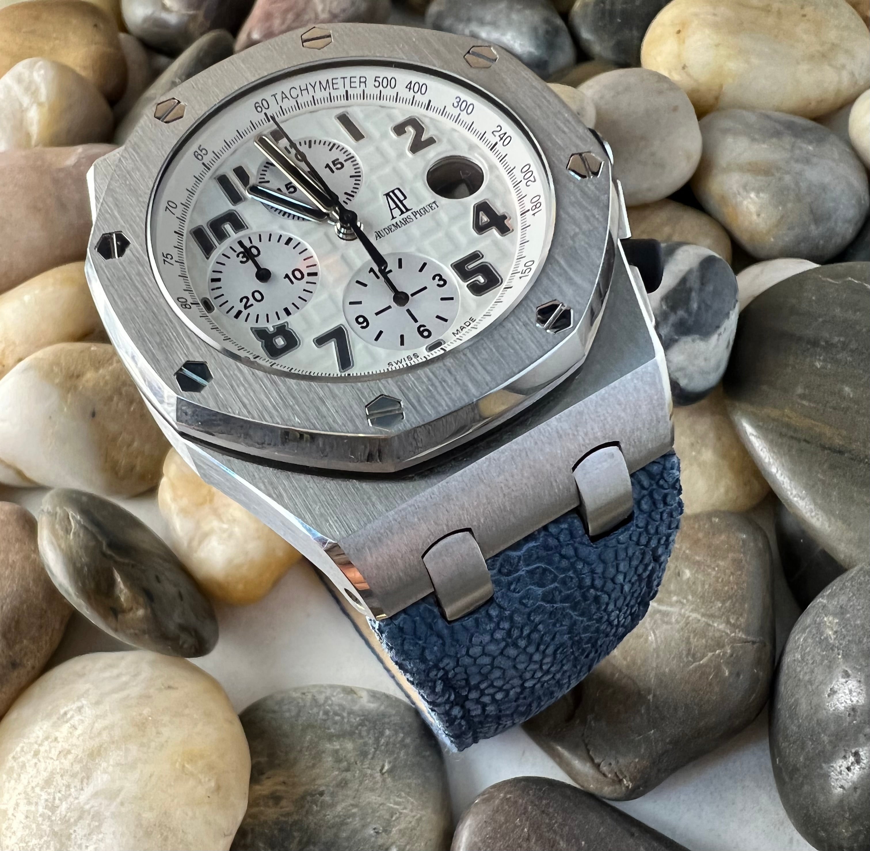 Leather strap ap discount