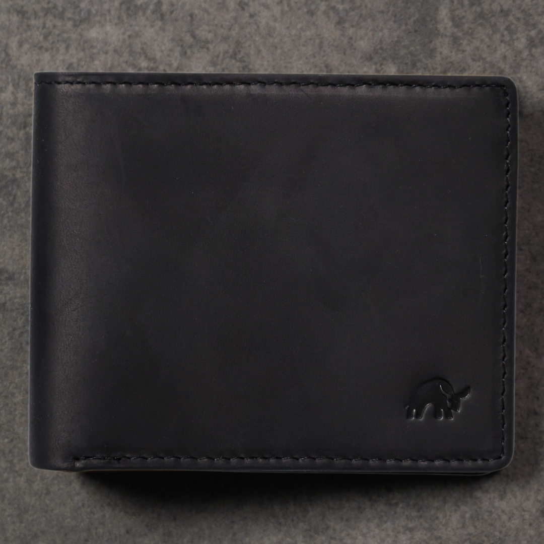 BACKORDER - Bifold Wallet - Black Edition