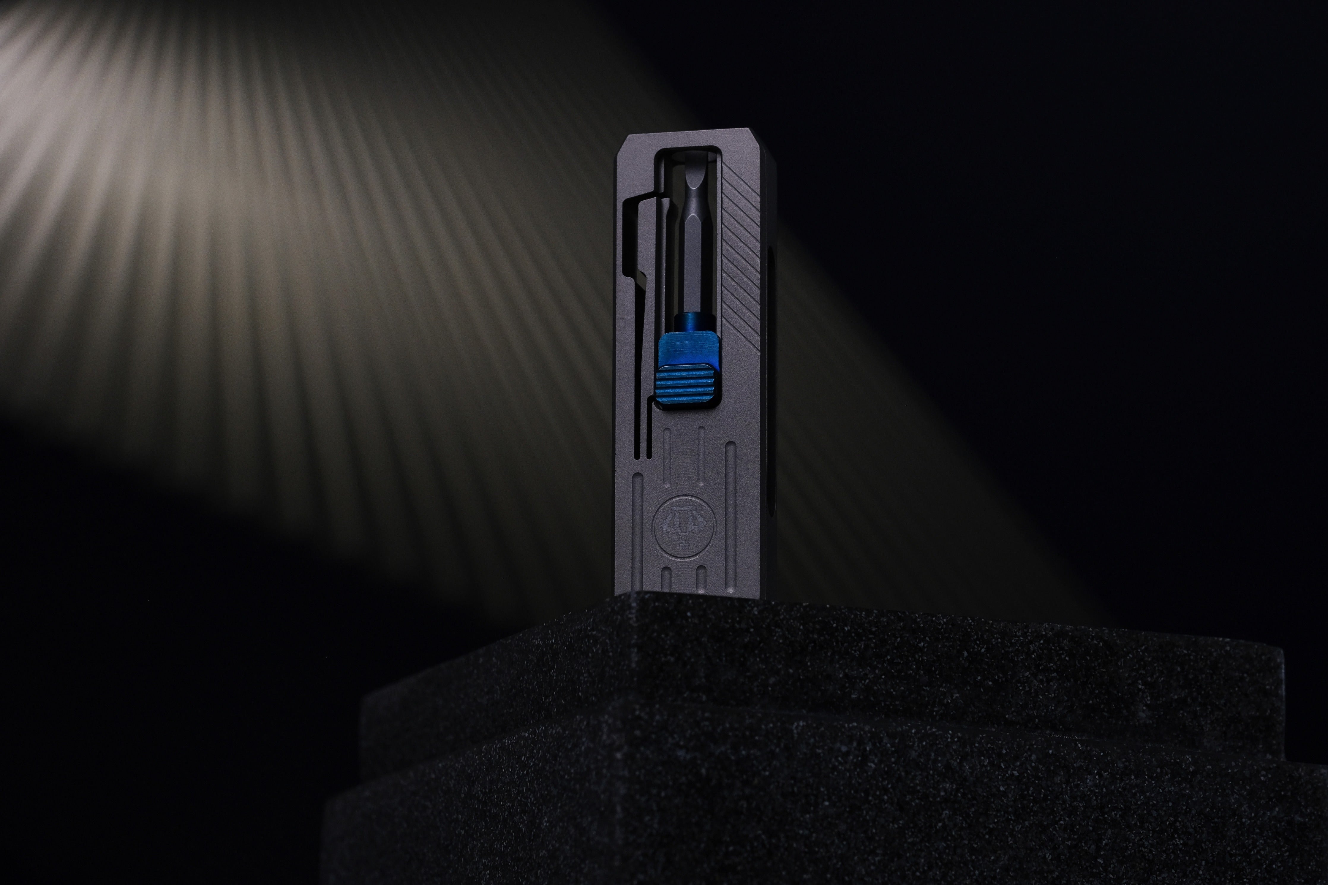 Slidecatch Grey Titanium - EDC Tool