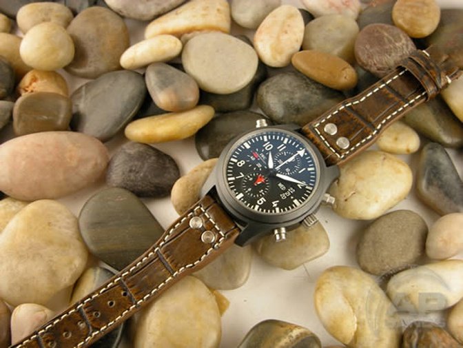 Prototipo Capolavoro Vintage Chocolate Rub Alligator Leather Deployant Strap For IWC Big Pilot, Stowa, Debau