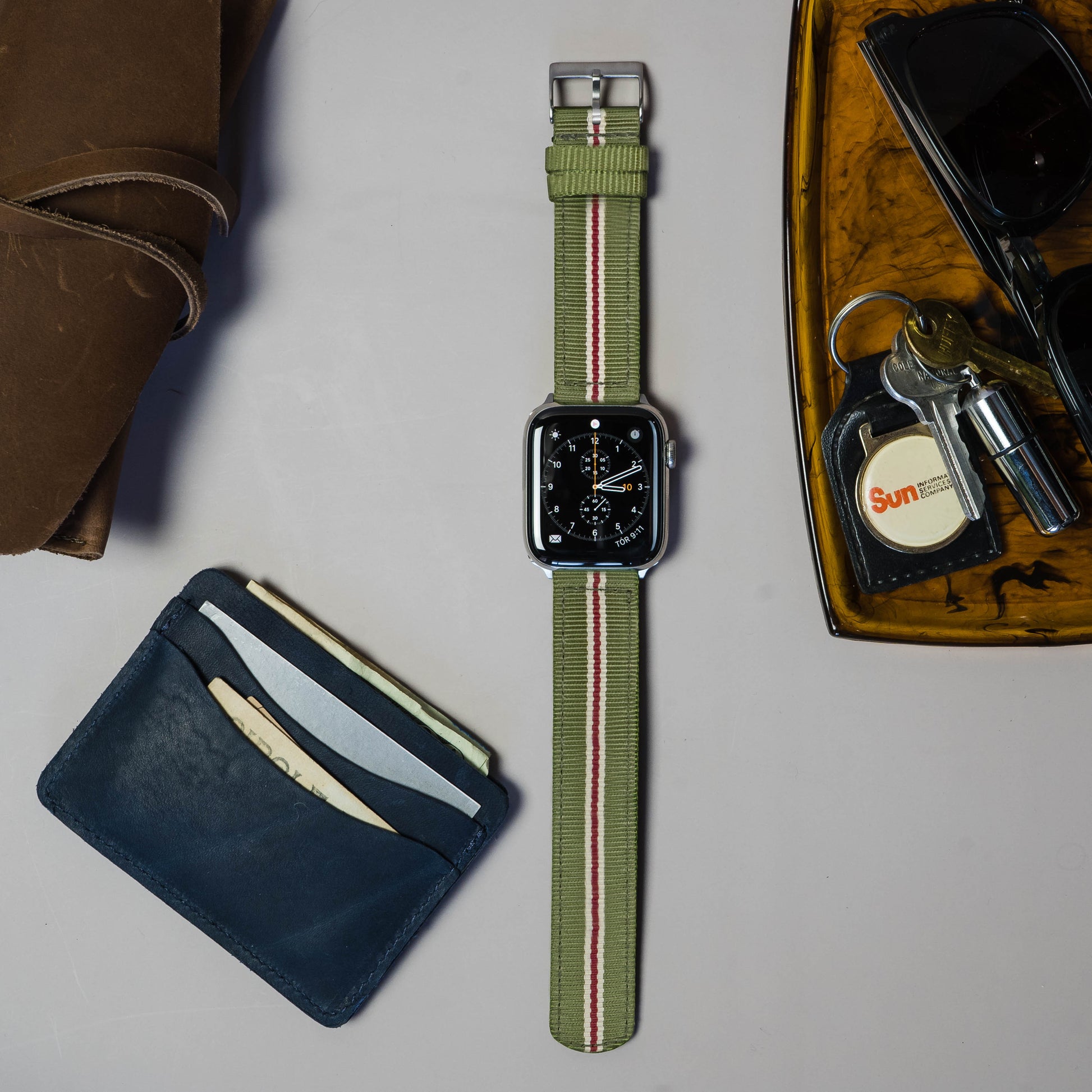 Apple Watch | Two-piece NATO style | Army Green & Crimson - Barton Watch Bands